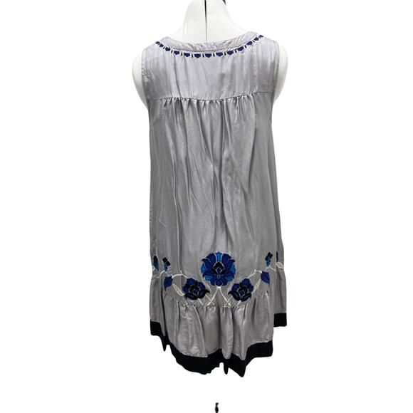 ANTHROPOLOGIE FLOREAT GRAY SALTON SEA FLORAL EMBROIDERED DRESS SIZE 4 - Picture 2 of 5